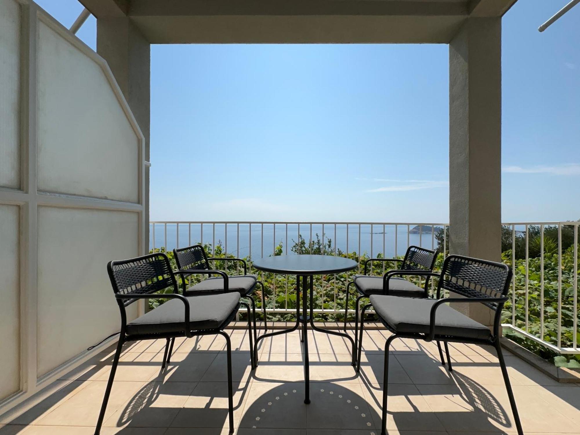 Apartments Blue Horizon 챠브타트 외부 사진
